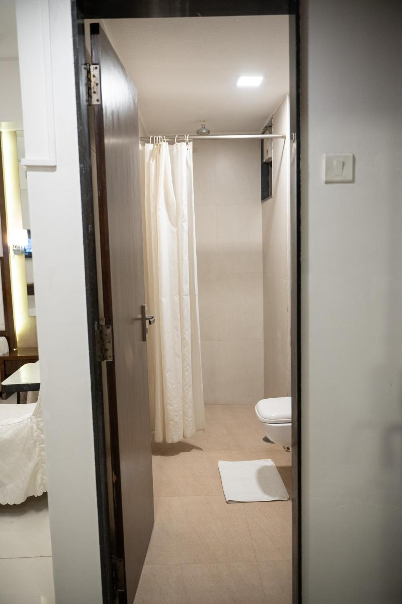 Hotel Executive Silver Inn Aurangābād Extérieur photo