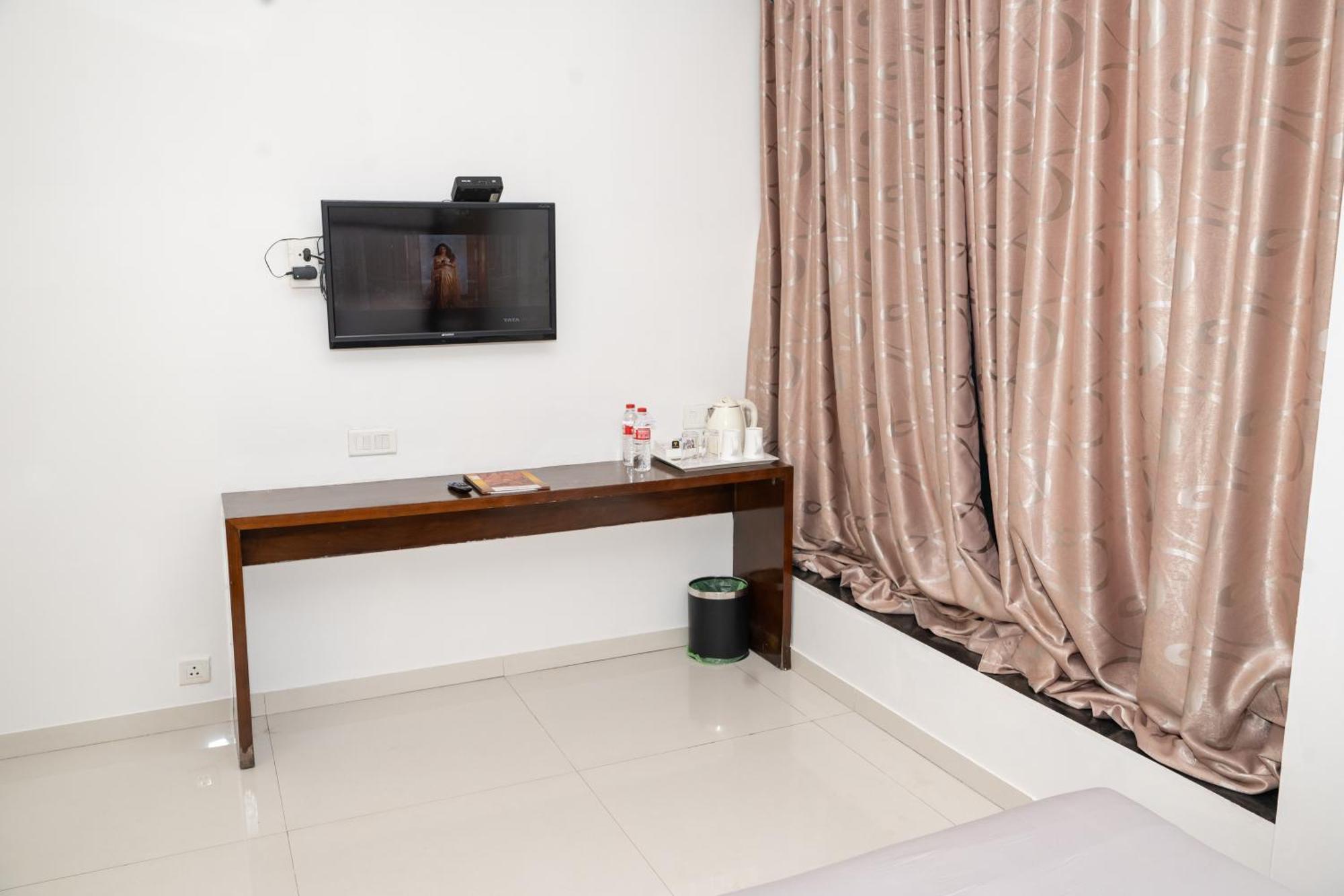 Hotel Executive Silver Inn Aurangābād Extérieur photo